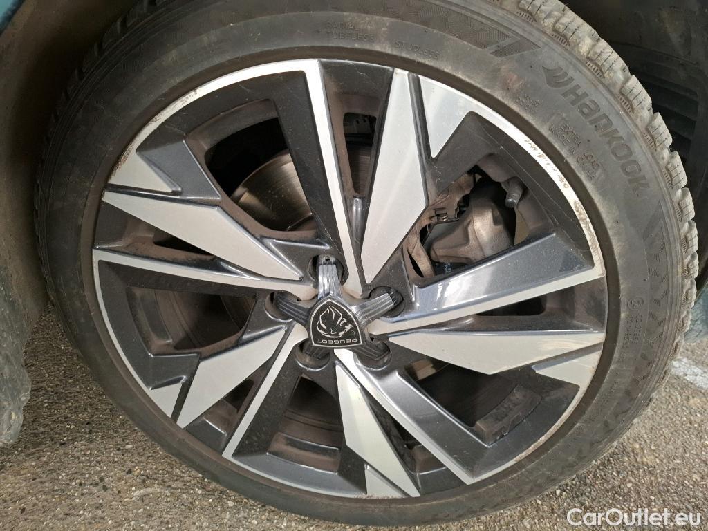  Peugeot  308 PEUGEOT  SW / 2021 / 5P / Break PureTech 130 S&S ALLURE #24