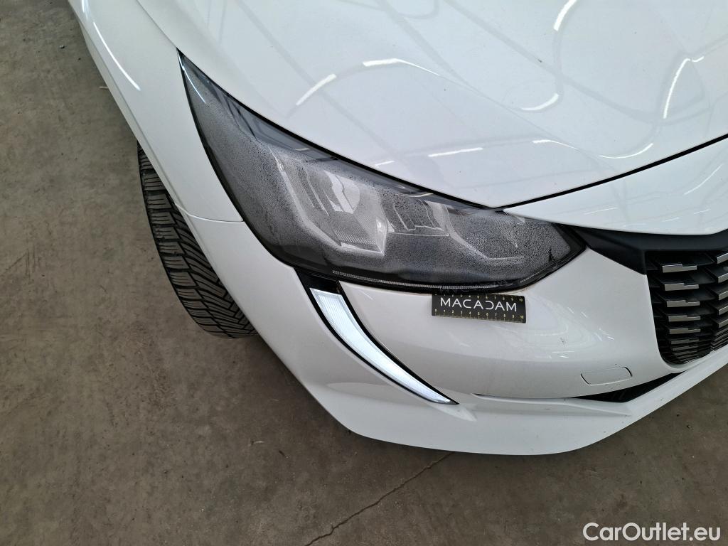 Peugeot  208  Allure Business 1.2 PureTech 100CV BVM6 E6d #1