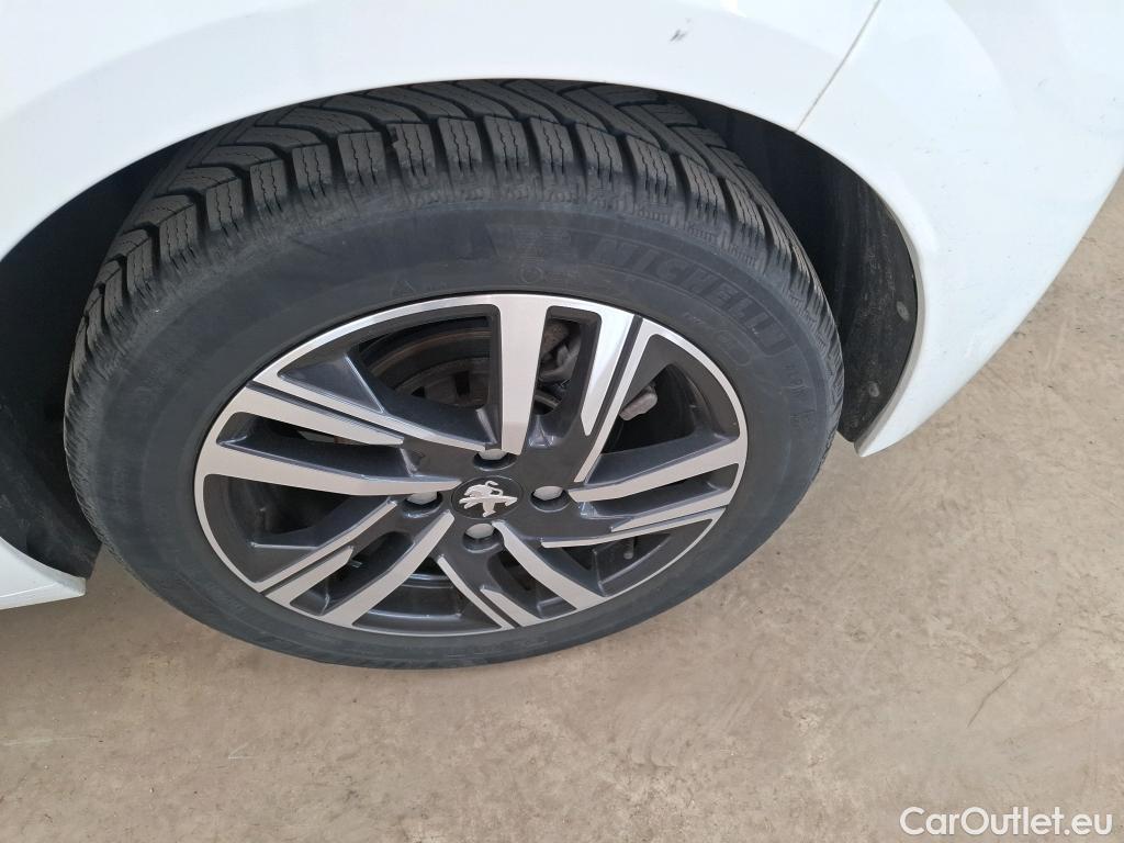  Peugeot  208  Allure Business 1.2 PureTech 100CV BVM6 E6d #15