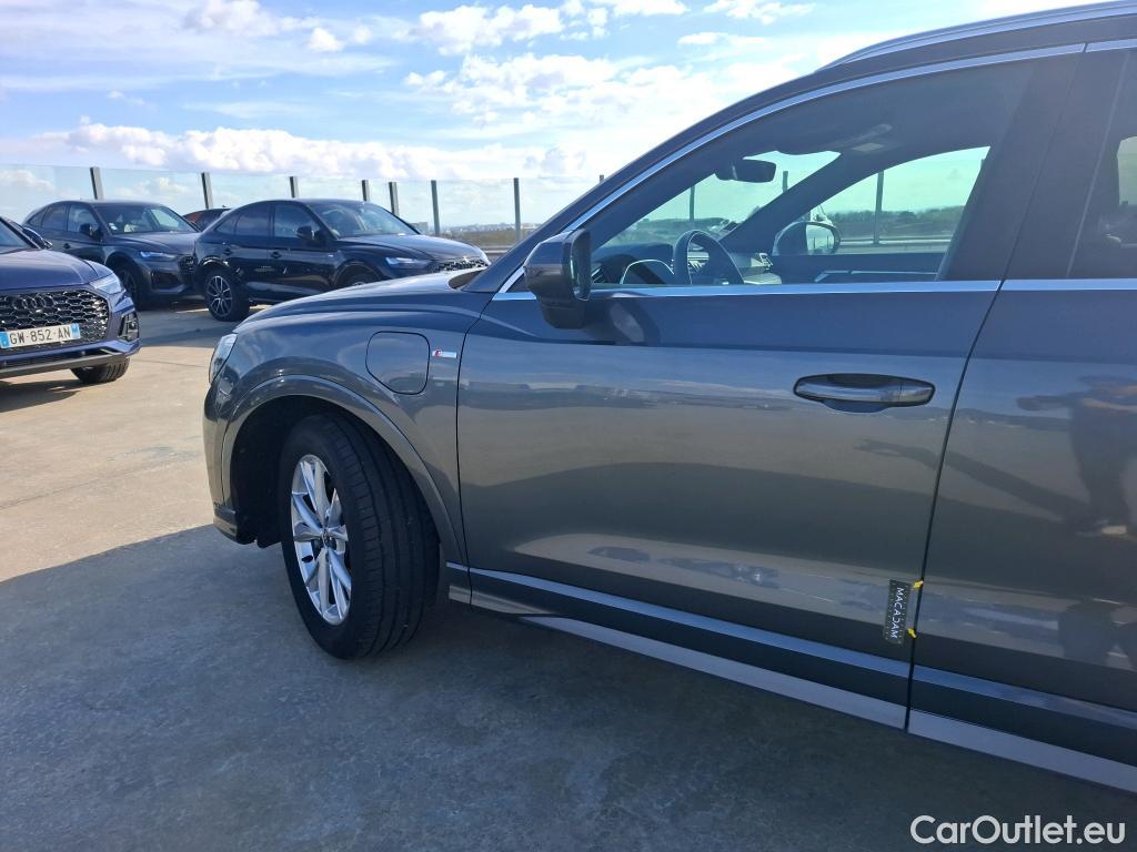  Audi  Q3 AUDI  / 2018 / 5P / SUV 45 TFSI E 245 S TRONIC S LINE #25