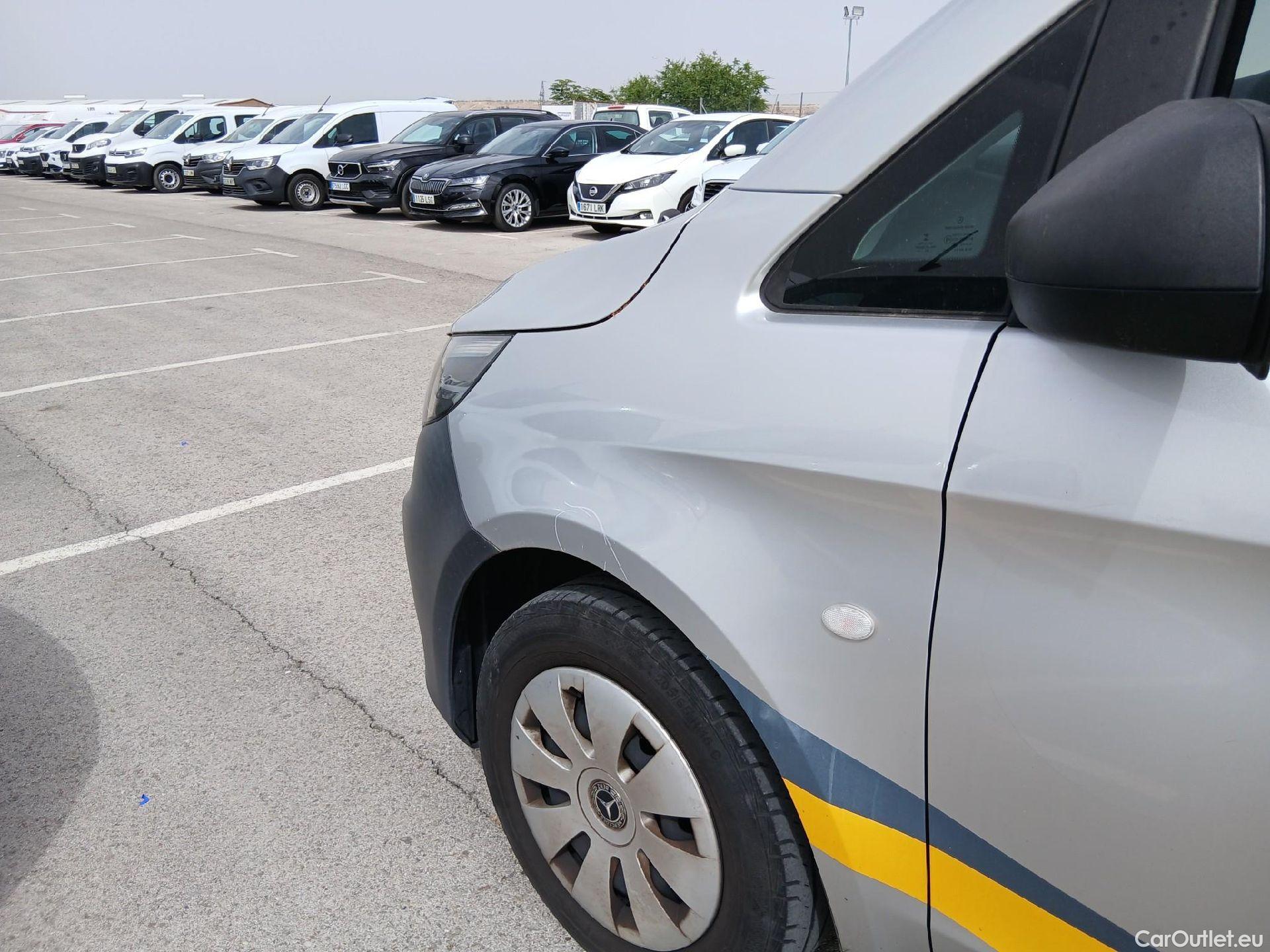  Mercedes  Vito MERCEDES-BENZ  / 2014 / 4P / furgón 111 CDI Larga #10