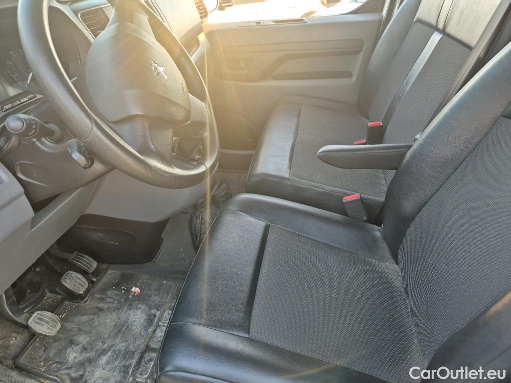  Peugeot  Expert PEUGEOT  / 2016 / 4P / furgón Furgón Premium 1.5 BlueHDi 100 Standard (AC) #20