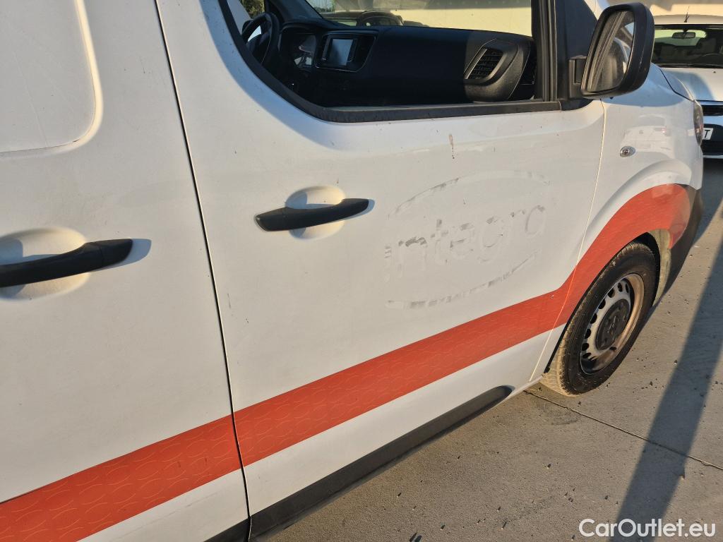  Peugeot  Expert PEUGEOT  / 2016 / 4P / furgón Furgón Premium 1.5 BlueHDi 100 Standard (AC) #25