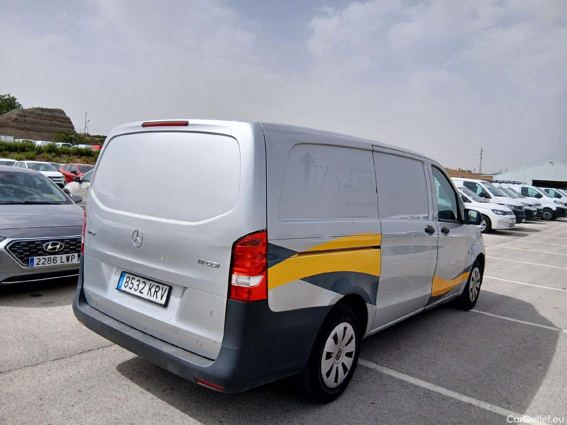  Mercedes  Vito MERCEDES-BENZ  / 2014 / 4P / furgón 111 CDI Larga #7