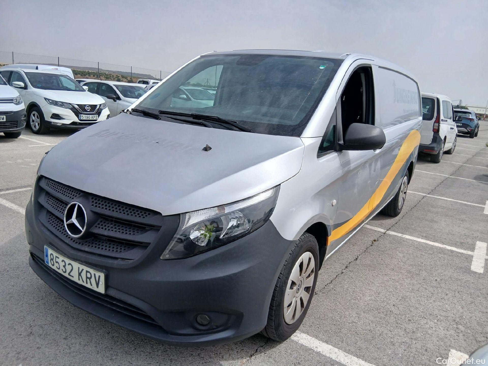  Mercedes  Vito MERCEDES-BENZ  / 2014 / 4P / furgón 111 CDI Larga #8