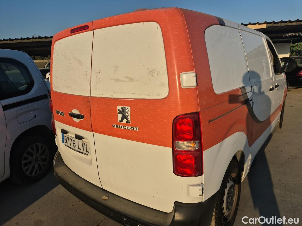  Peugeot  Expert PEUGEOT  / 2016 / 4P / furgón Furgón Premium 1.5 BlueHDi 100 Standard (AC) #18