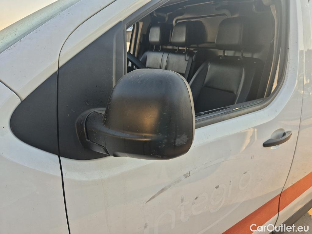  Peugeot  Expert PEUGEOT  / 2016 / 4P / furgón Furgón Premium 1.5 BlueHDi 100 Standard (AC) #23