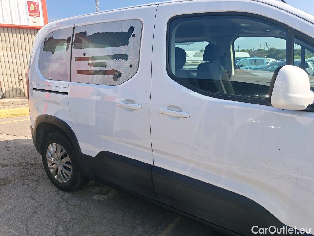  Peugeot  RIFTER PEUGEOT  / 2018 / 4P / combi Active Standard BlueHDi 73kW (IND) (CX2) #13