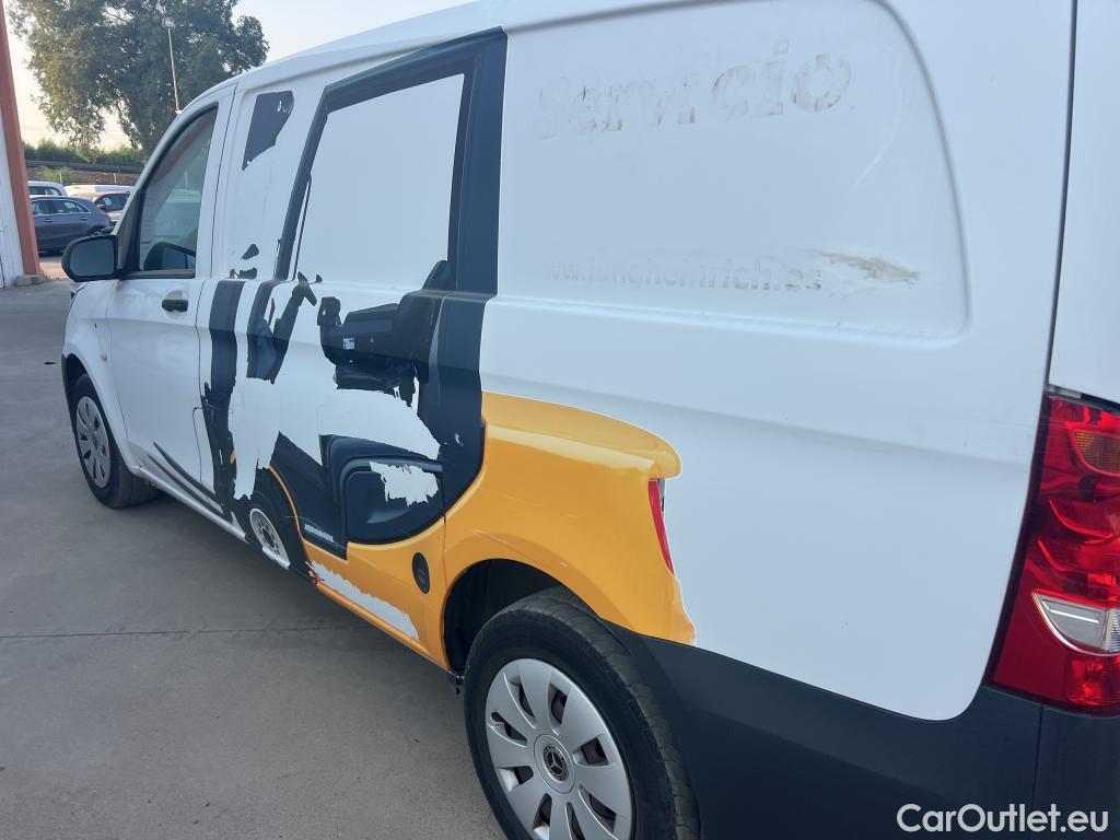  Mercedes  Vito MERCEDES-BENZ  / 2014 / 4P / furgón 111 CDI Larga #16