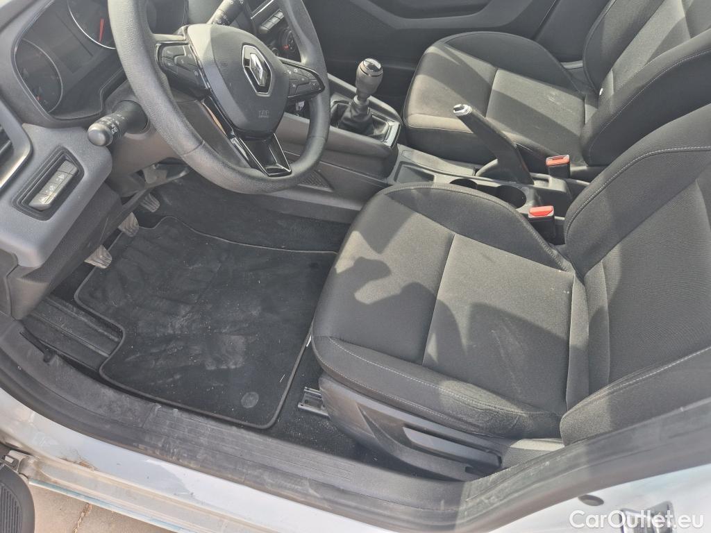  Renault  Clio RENAULT  / 2019 / 5P / berlina con portón Business Blue dCi 74kW (100CV) #24