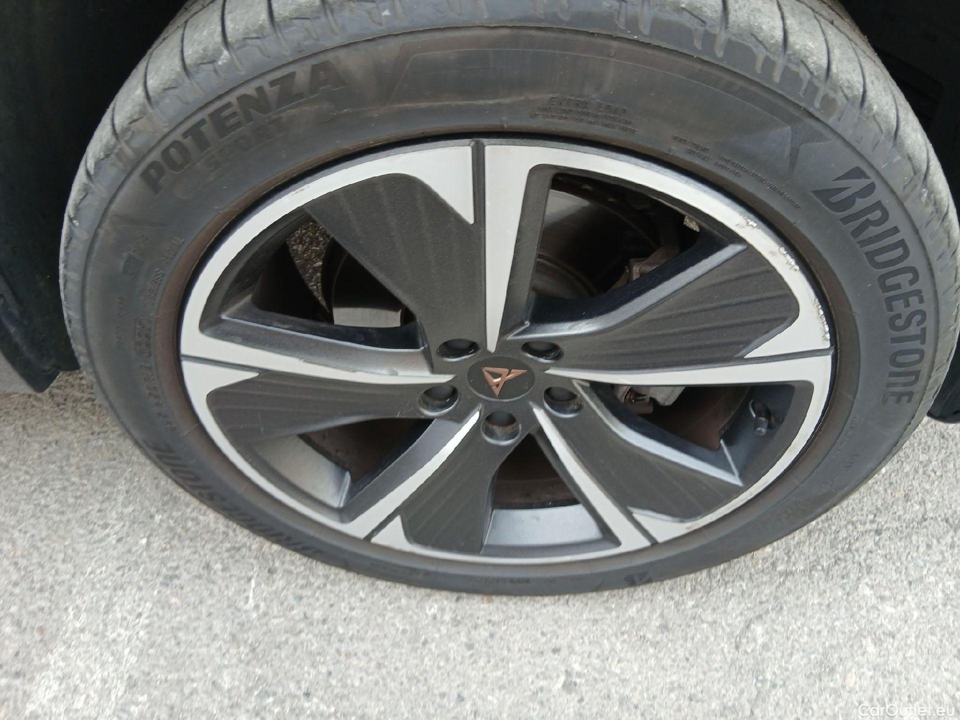  Cupra  Formentor CUPRA  / 2020 / 5P / todoterreno 1.5 TSI 110kW (150 CV) DSG #30