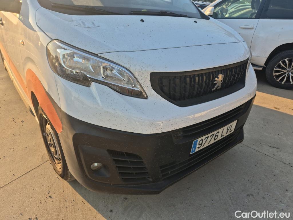  Peugeot  Expert PEUGEOT  / 2016 / 4P / furgón Furgón Premium 1.5 BlueHDi 100 Standard (AC) #9
