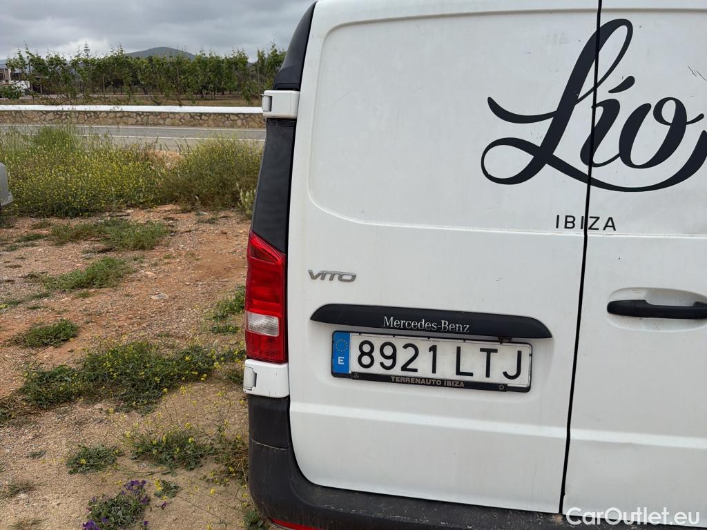  Mercedes  Vito MERCEDES-BENZ  / 2014 / 4P / furgón 110CDI TD 75kW furgón base compacta #17