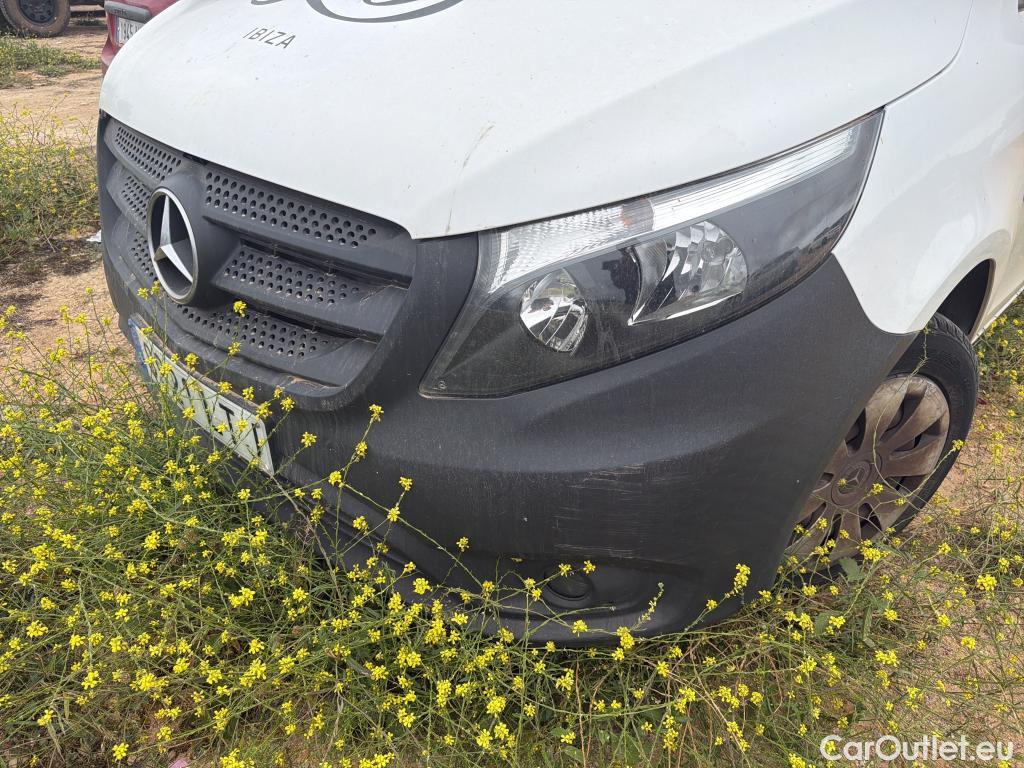 Mercedes  Vito MERCEDES-BENZ  / 2014 / 4P / furgón 110CDI TD 75kW furgón base compacta #25