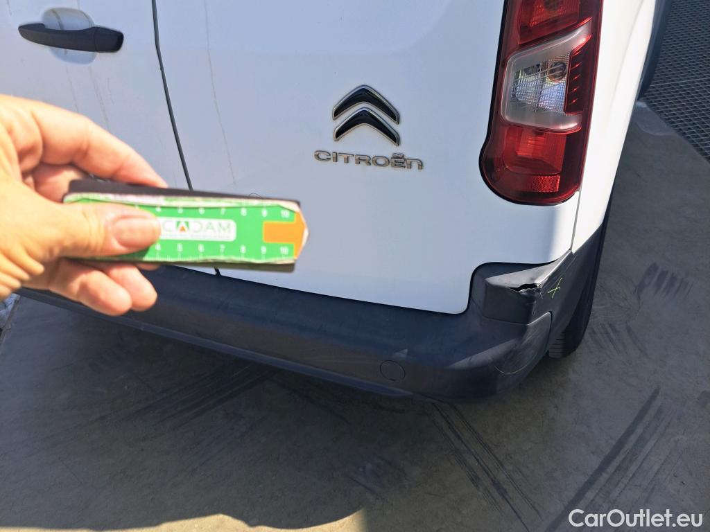  Citroen  Berlingo CITROEN  / 2018 / 4P / monovolumen compacto Talla M BlueHDi 100 LIVE #8
