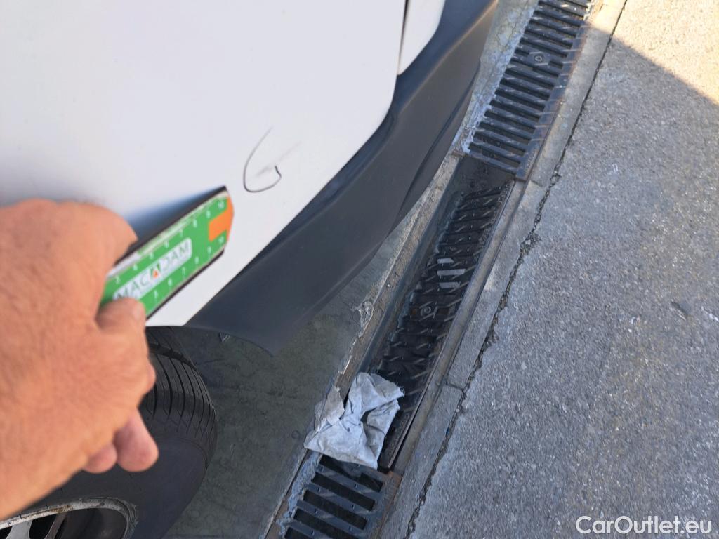  Citroen  Berlingo CITROEN  / 2018 / 4P / monovolumen compacto Talla M BlueHDi 100 LIVE #3