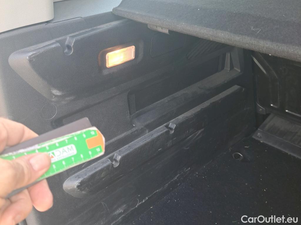  Citroen  Berlingo CITROEN  / 2018 / 4P / monovolumen compacto Talla M BlueHDi 100 LIVE #14