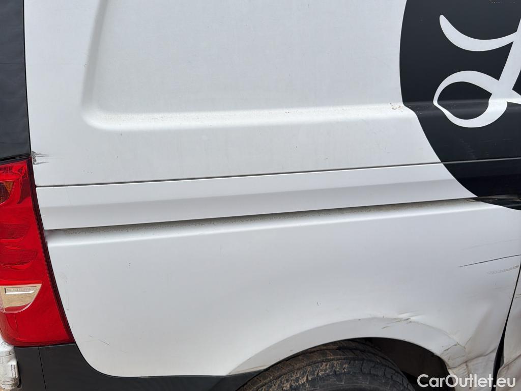 Mercedes  Vito MERCEDES-BENZ  / 2014 / 4P / furgón 110CDI TD 75kW furgón base compacta #4