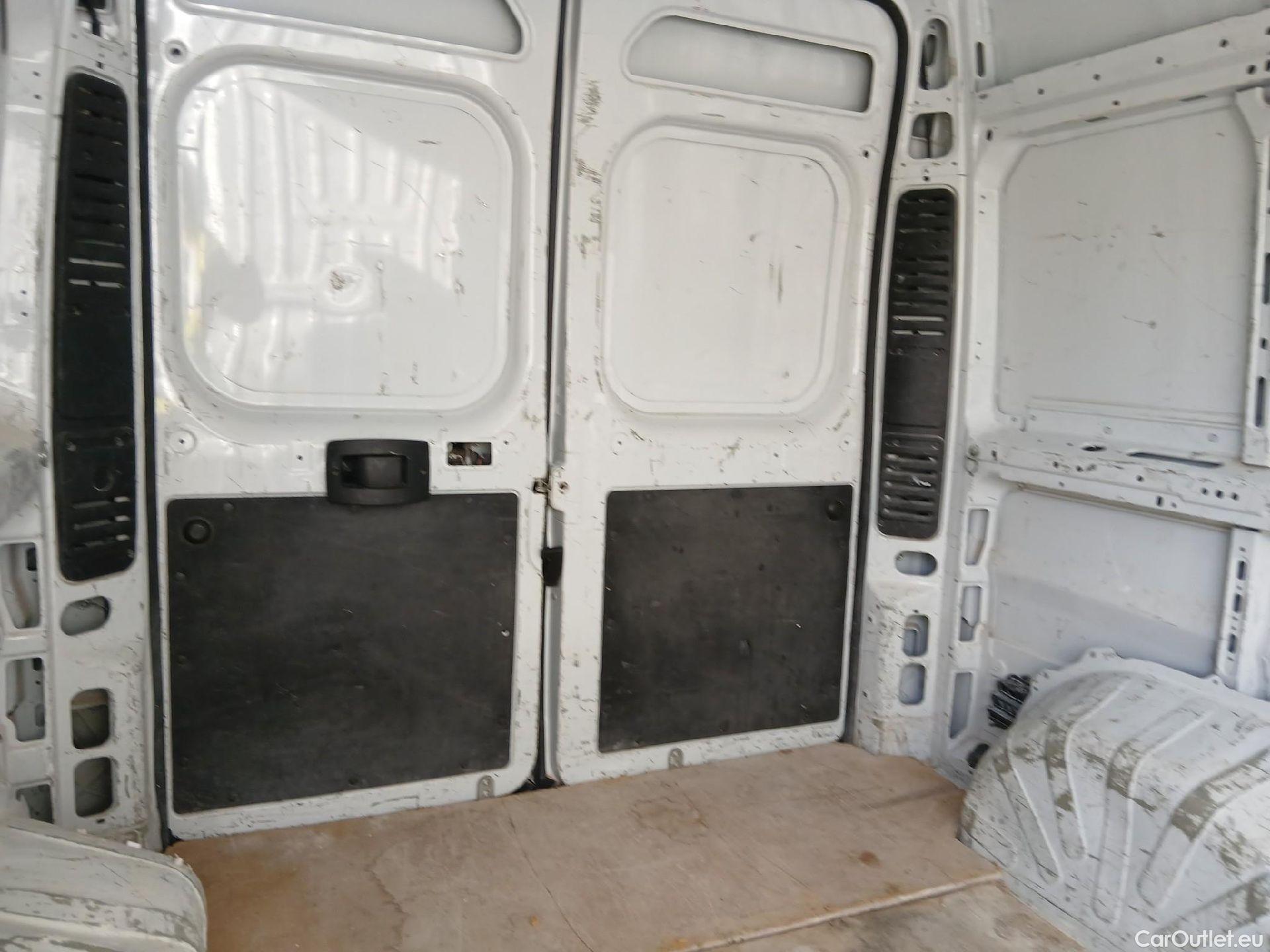  Opel  Movano  C HKa L2H2 3 5t Edition 140CV MT6 E6d #44