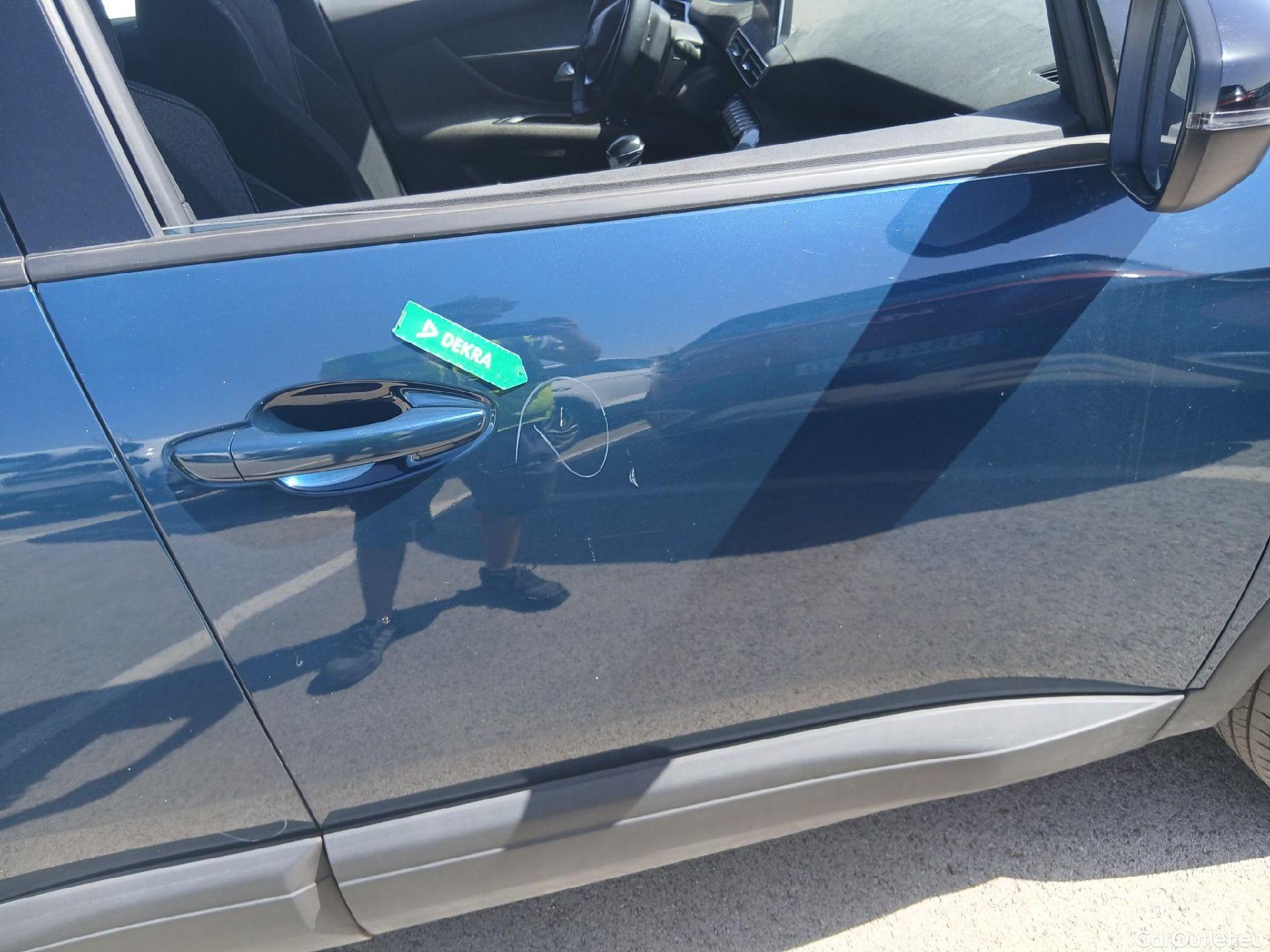  Peugeot  3008 PEUGEOT  / 2020 / 5P / todoterreno 1.2 PureTech 96KW S&S Active Pack #33