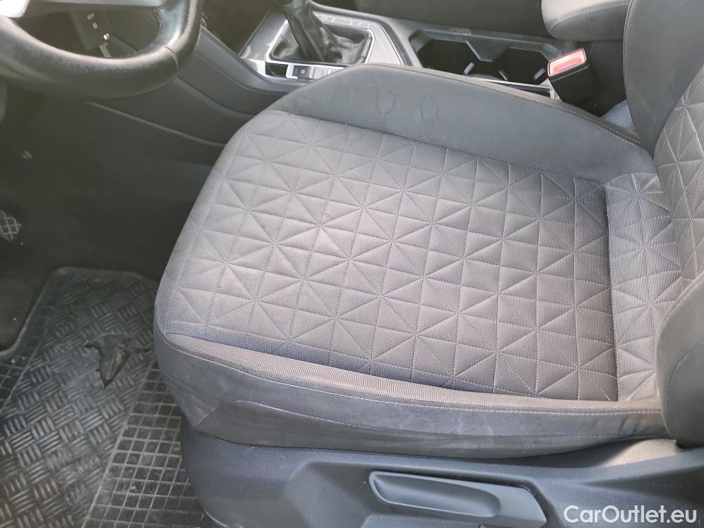 Volkswagen  Tiguan VOLKSWAGEN  / 2020 / 5P / todoterreno Life 2.0 TDI 110kW (150CV) DSG (AC2) #16