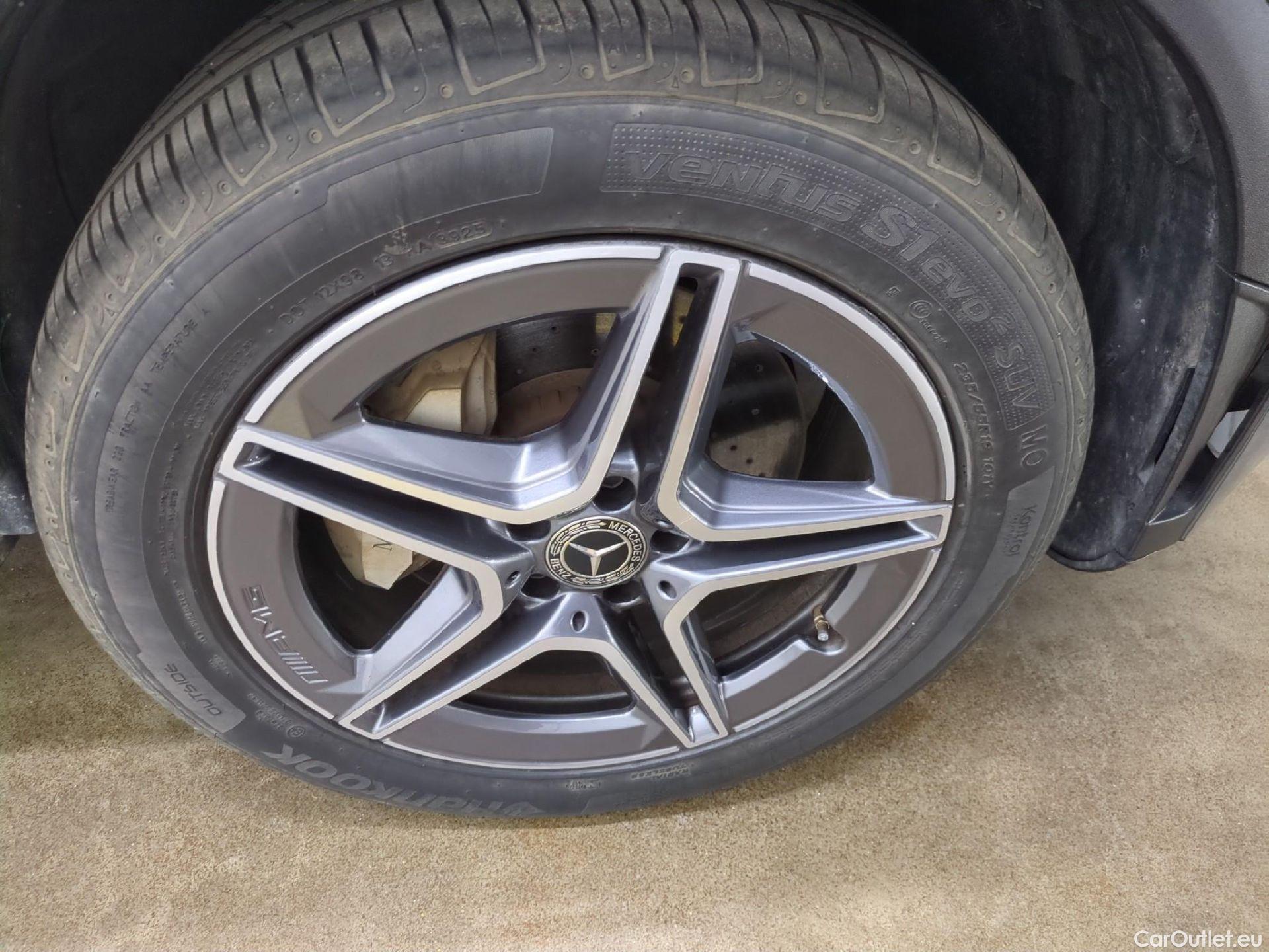  Mercedes  G-Klasee MERCEDES-BENZ GLC / 2019 / 5P / SUV 2.0 GLC 300 E AMG LINE 4MATIC #6