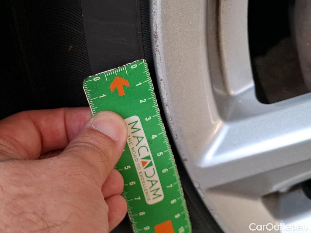 Nissan  Micra NISSAN  / 2016 / 5P / Berline IG-T 100 N-Connecta #8