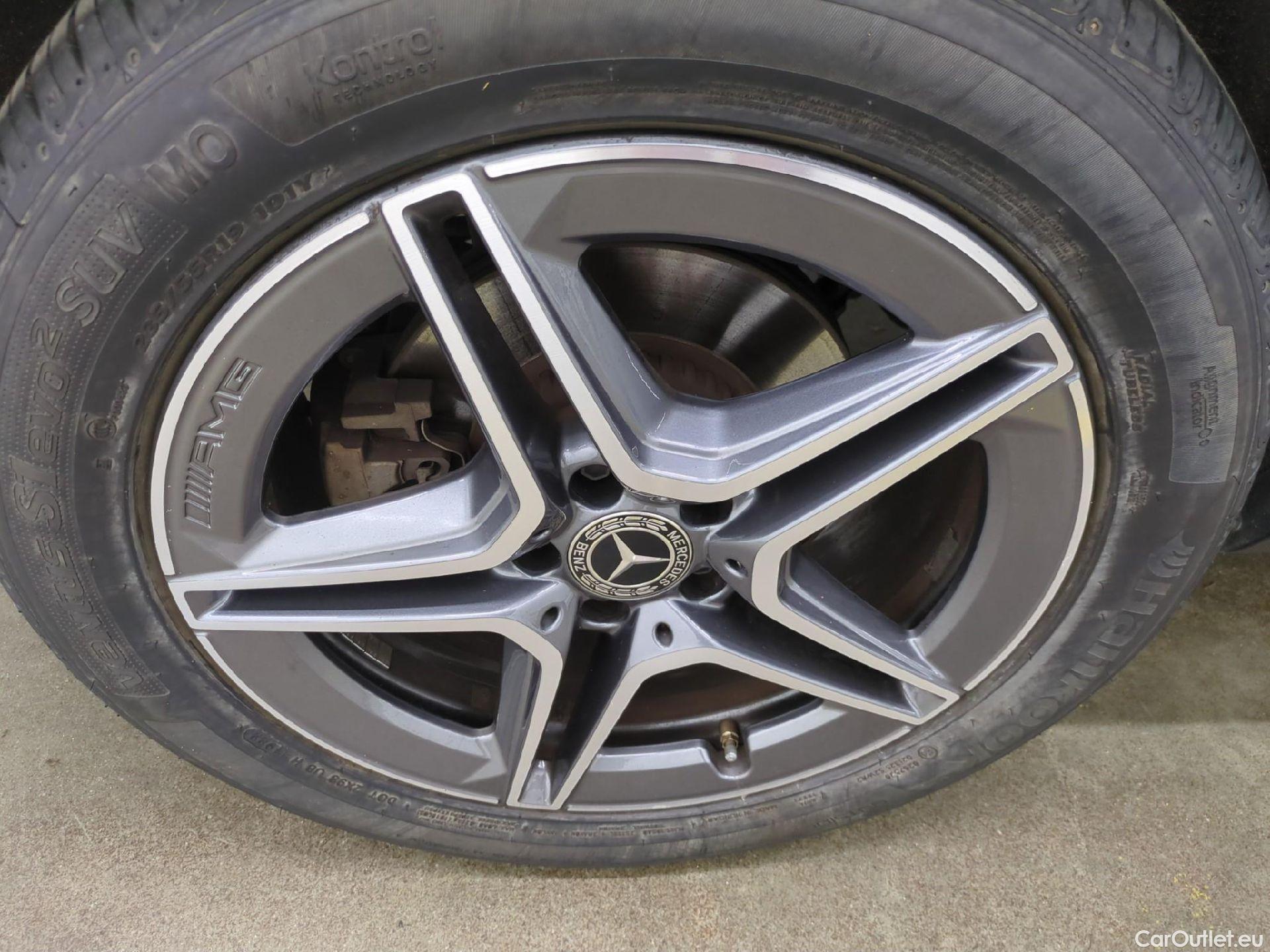  Mercedes  G-Klasee MERCEDES-BENZ GLC / 2019 / 5P / SUV 2.0 GLC 300 E AMG LINE 4MATIC #13