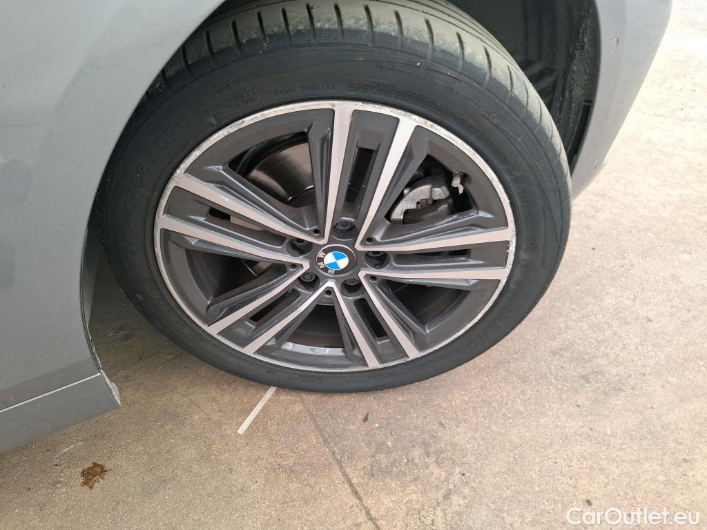  Bmw  Serie 1 BMW Série 1 / 2019 / 5P / Berline 116i DKG7 Business Design #1