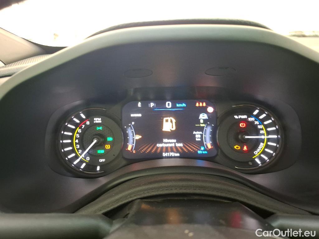  Jeep  Patriot JEEP Renegade / 2018 / 5P / SUV 1.3 GSE T4 190 4xe Limited #81