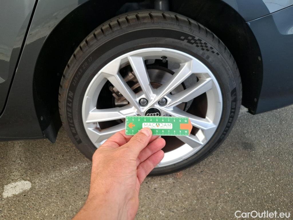  Audi  A3  Berline 30 TDI Design 2.0 TDI 115CV BVA7 E6d #32