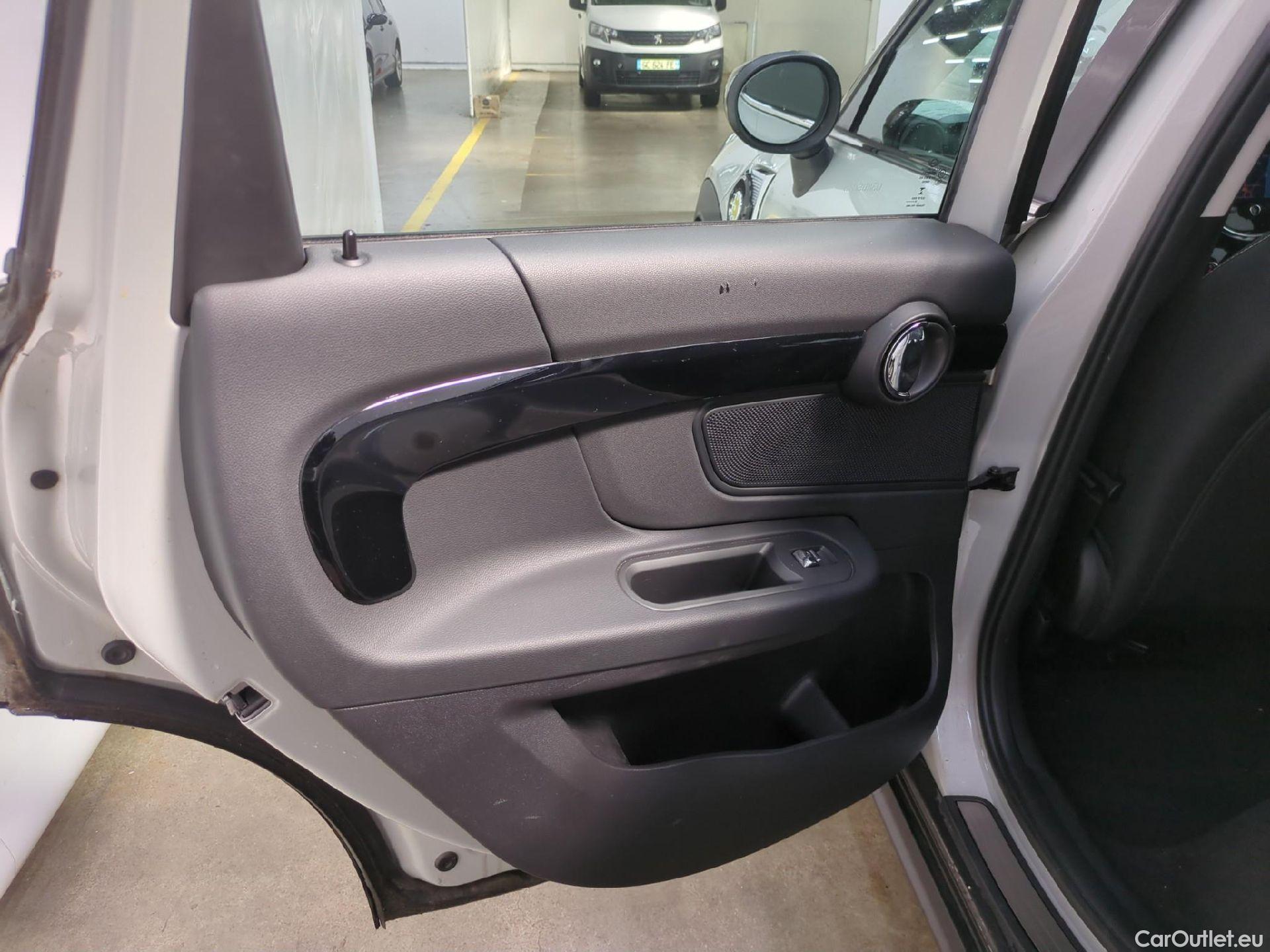  Mini  Countryman MINI  / 2020 / 5P / Crossover Cooper SE ALL4 Busi Design 125+95ch BVA6 #2