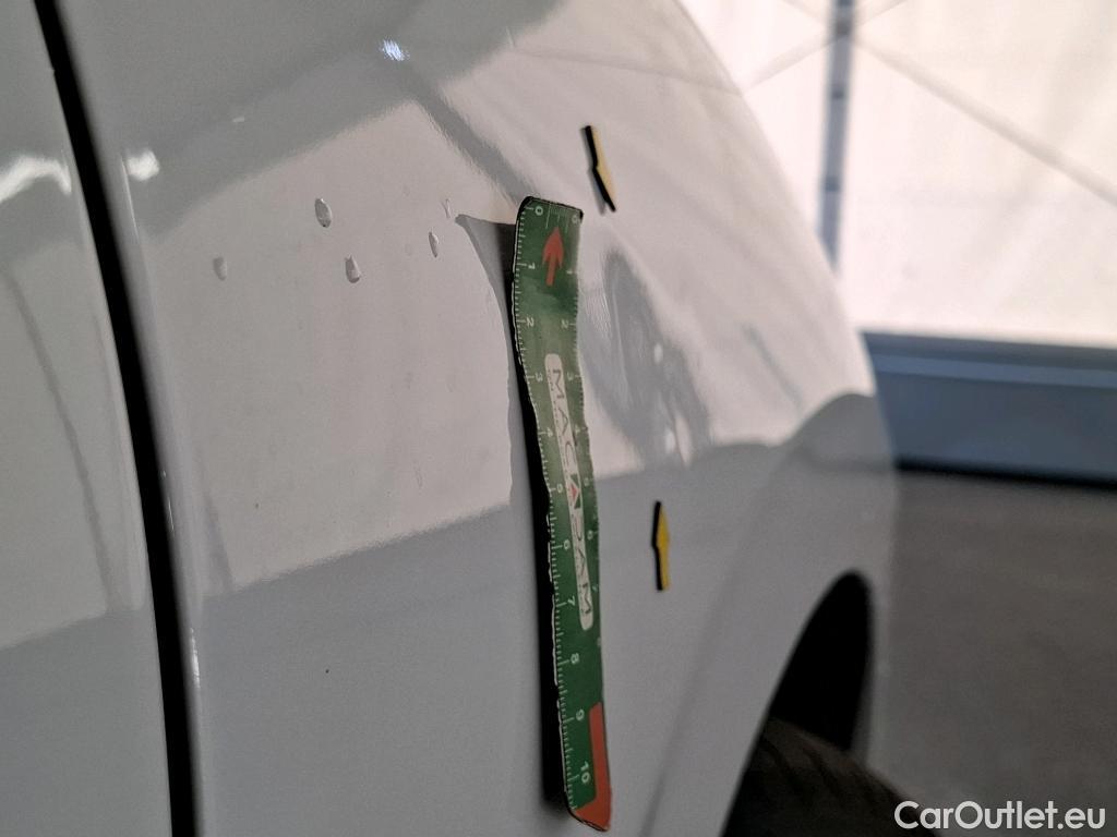  Nissan  Micra NISSAN  / 2016 / 5P / Berline IG-T 100 N-Connecta #2