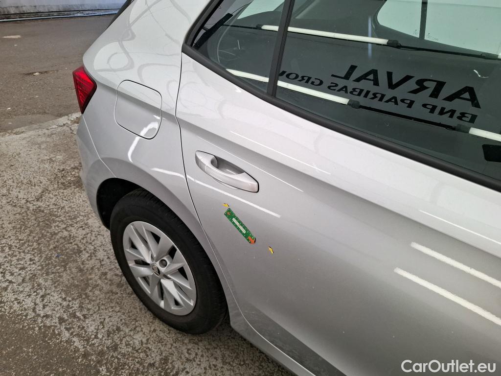  Skoda  Fabia  Ambition 1.0 MPI 80CV BVM5 E6d #5