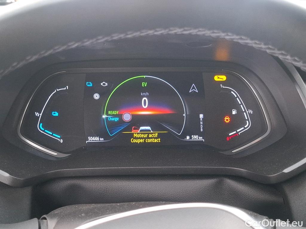 Renault  Captur RENAULT  / 2019 / 5P / SUV evolution E-Tech hybride 145 #22