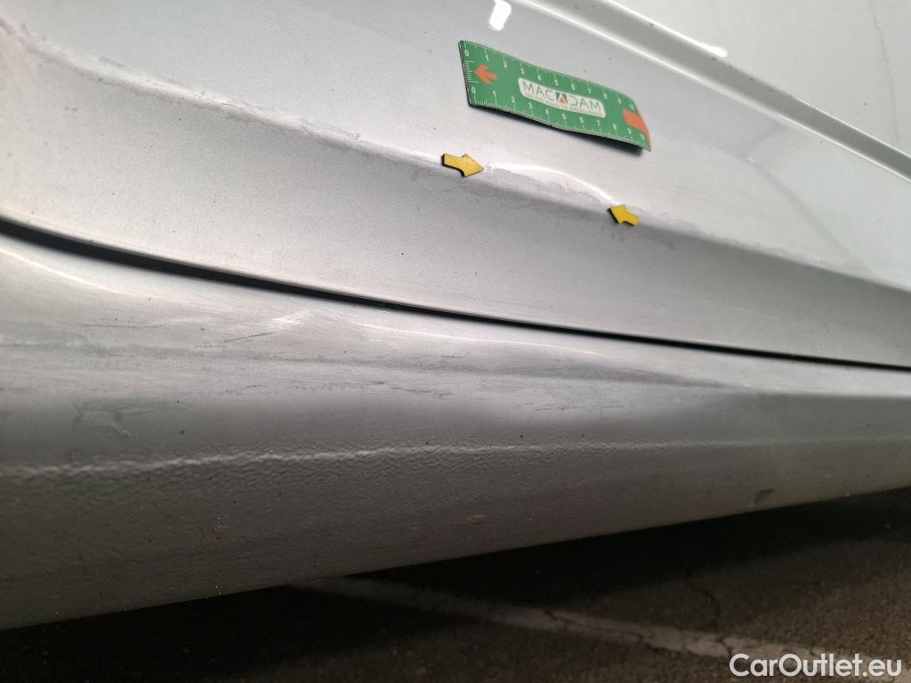  Renault  Megane RENAULT Mégane Estate / 2020 / 5P / Break Business E-TECH Plug-in Hybride 160 #19