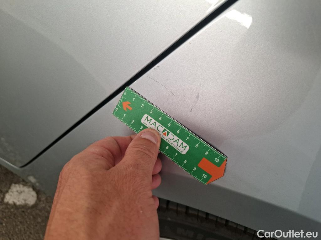  Renault  Megane RENAULT Mégane Estate / 2020 / 5P / Break Business E-TECH Plug-in Hybride 160 #36