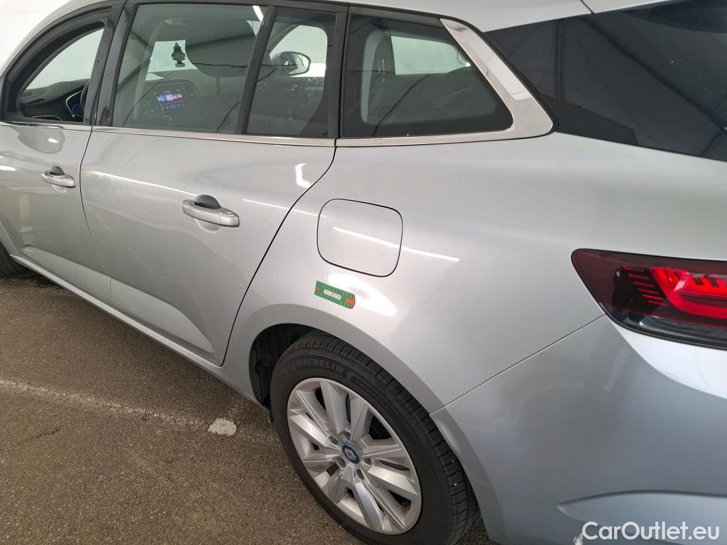  Renault  Megane RENAULT Mégane Estate / 2020 / 5P / Break Business E-TECH Plug-in Hybride 160 #34