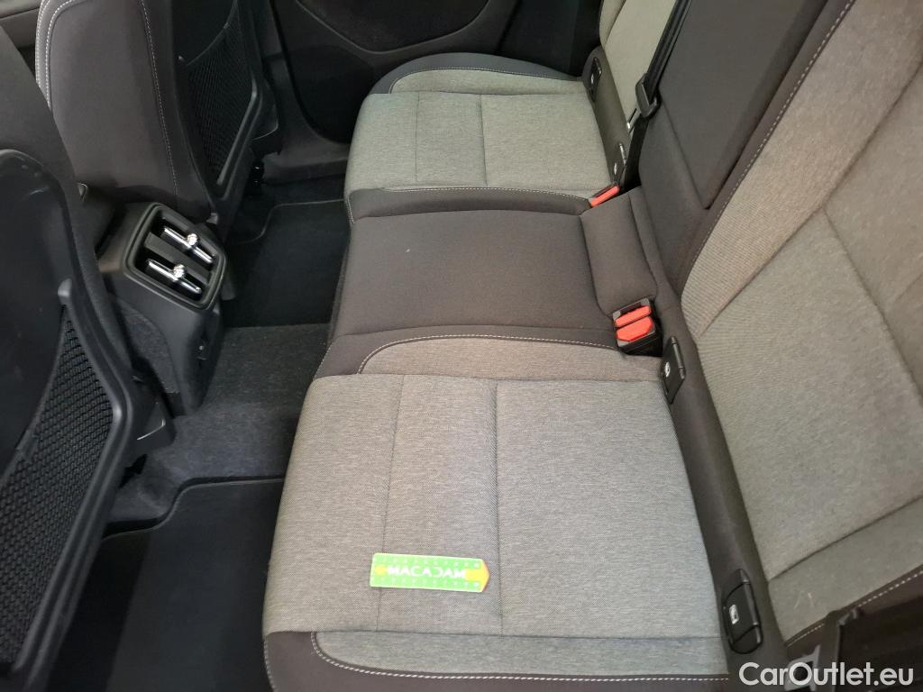  Volvo  XC 40 XC40 Momentum 2WD 2.0 #5