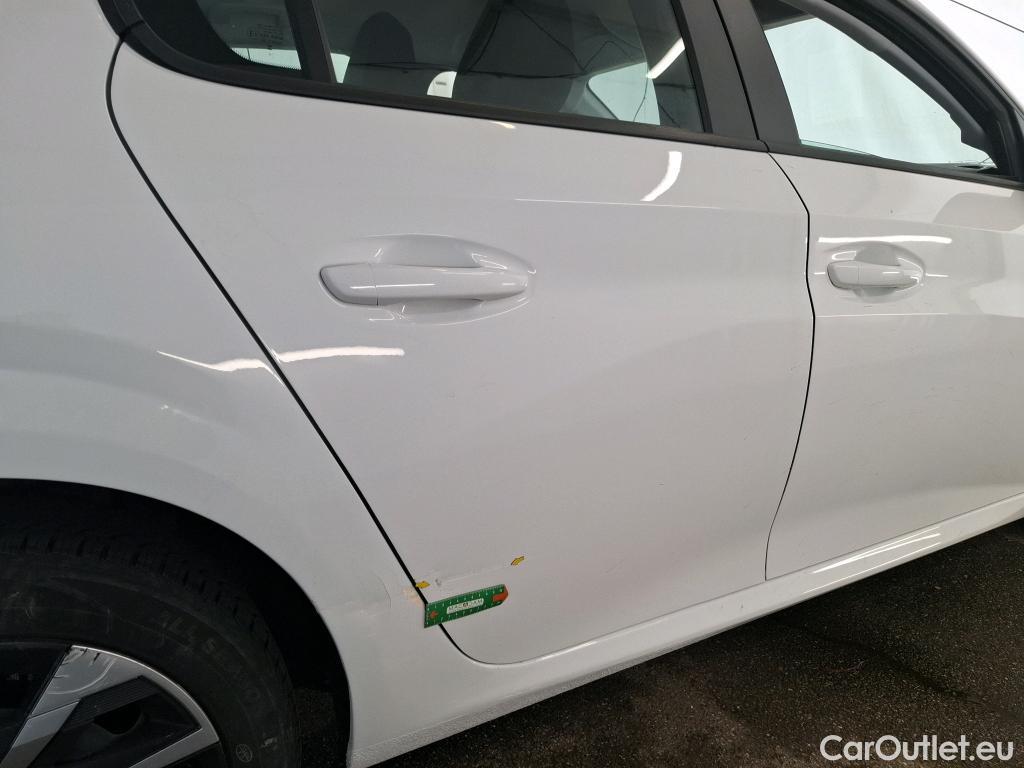  Peugeot  208 PEUGEOT  / 2023 / 5P / Berline PureTech 100 S&S Active #4