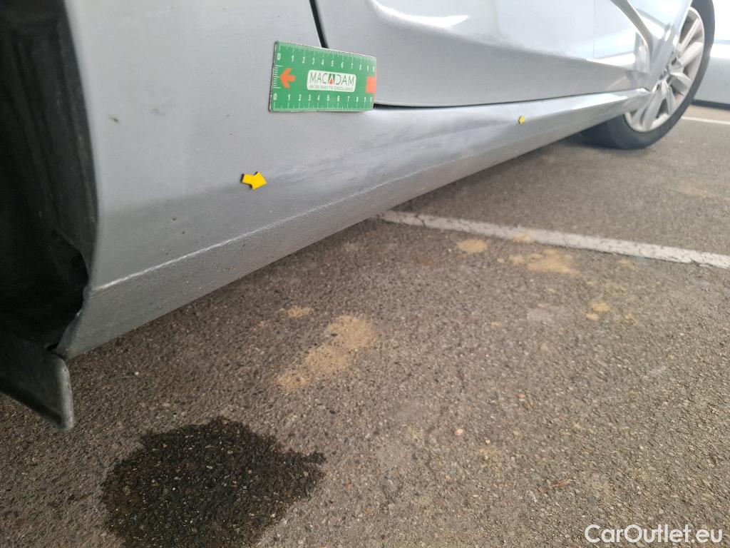  Renault  Megane RENAULT Mégane Estate / 2020 / 5P / Break Business E-TECH Plug-in Hybride 160 #2