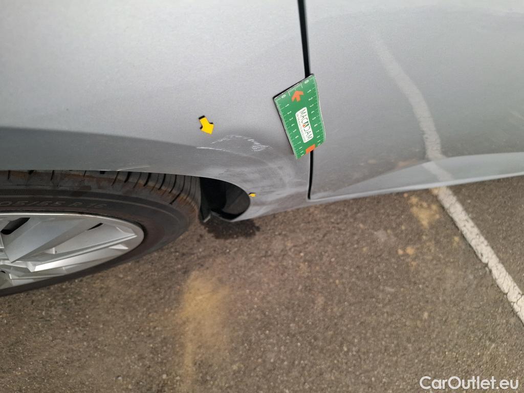  Renault  Megane RENAULT Mégane Estate / 2020 / 5P / Break Business E-TECH Plug-in Hybride 160 #10