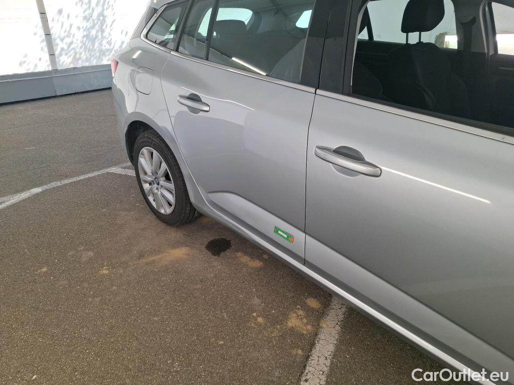  Renault  Megane RENAULT Mégane Estate / 2020 / 5P / Break Business E-TECH Plug-in Hybride 160 #15