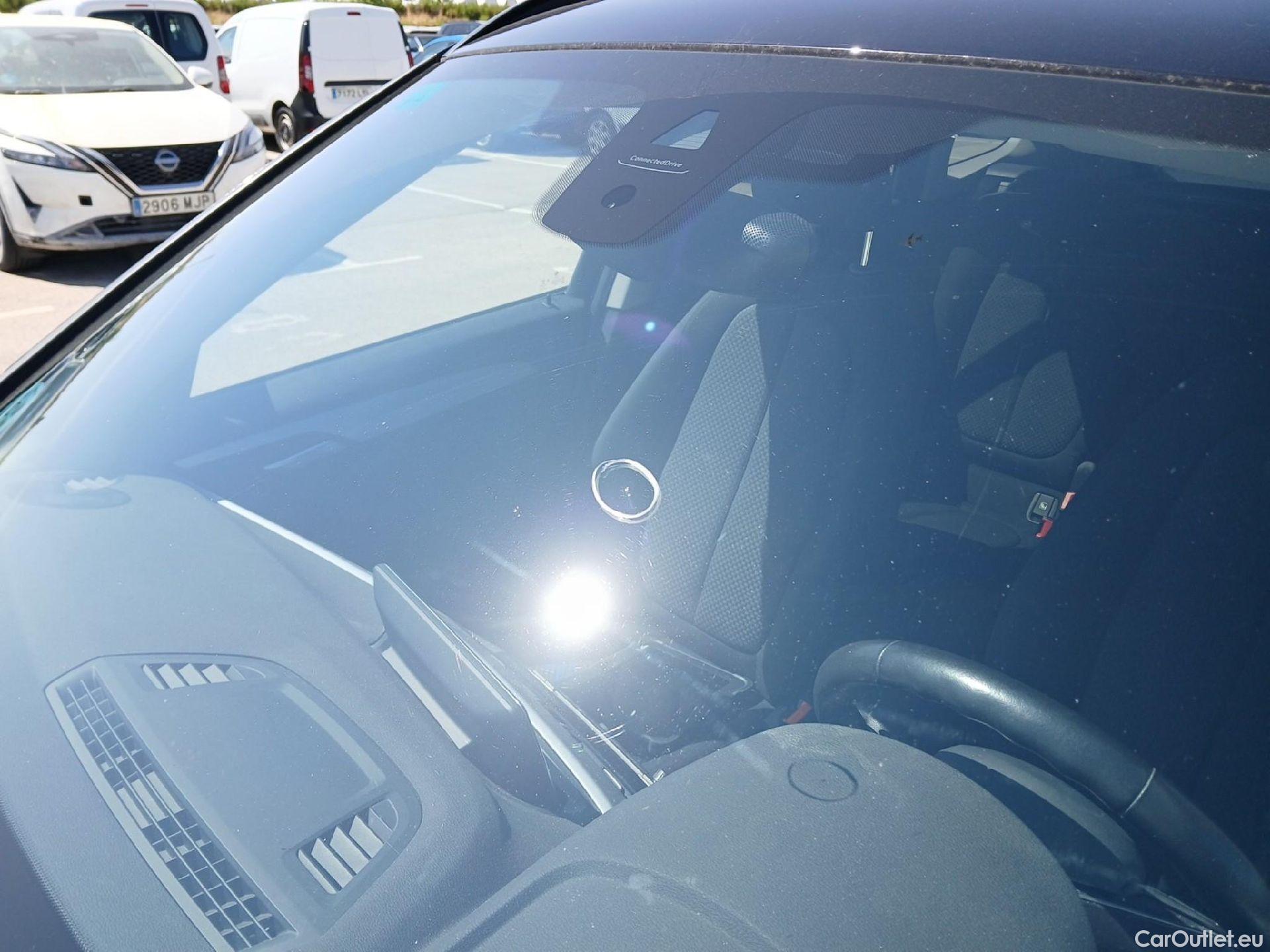  Bmw  X1 BMW  / 2019 / 5P / todoterreno sDrive18dA Corporate #1