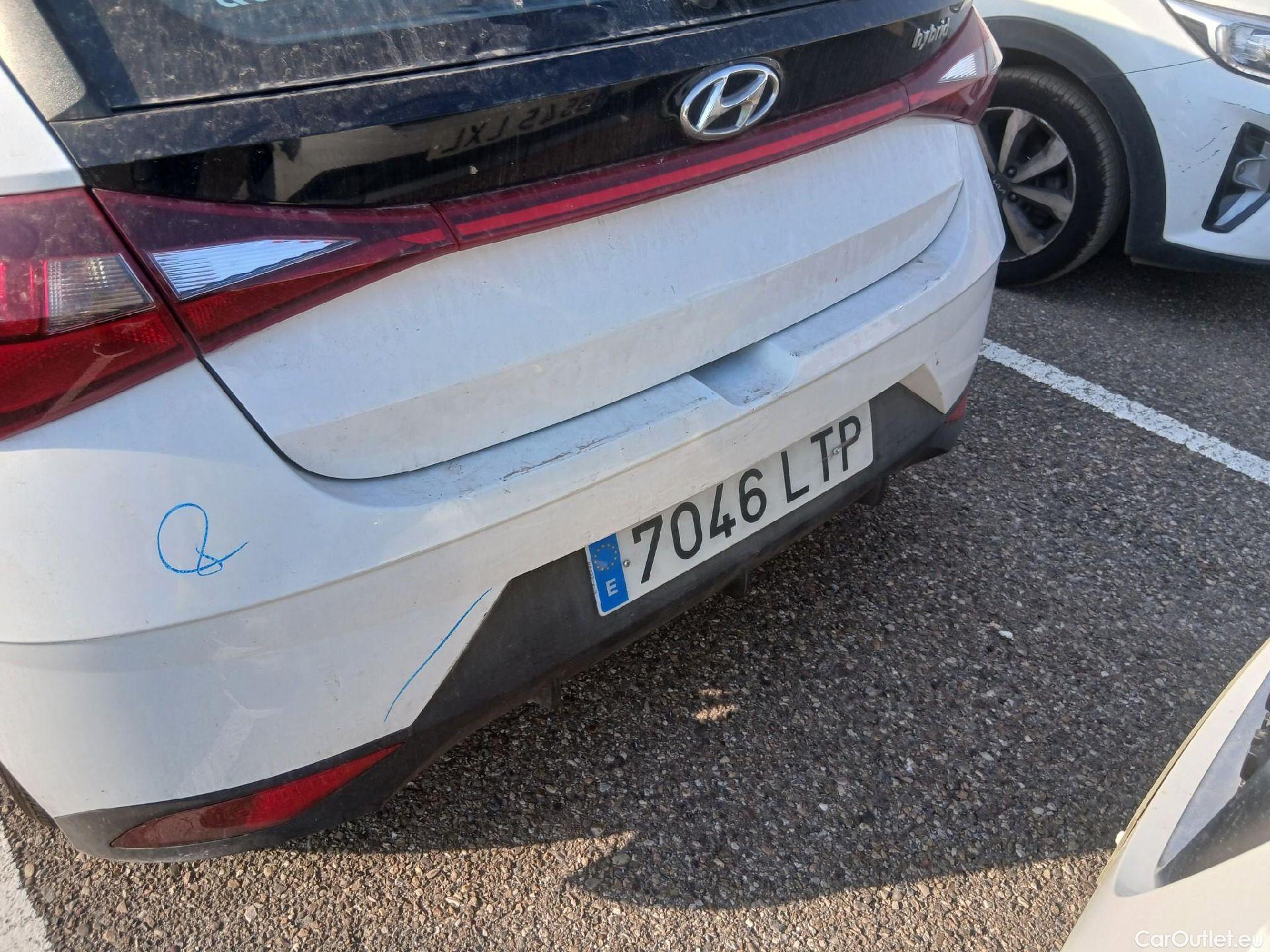  Hyundai  i20 HYUNDAI  / 2020 / 5P / berlina con portón 1.0 TGDI 74kW (100CV) 48V Essence #11