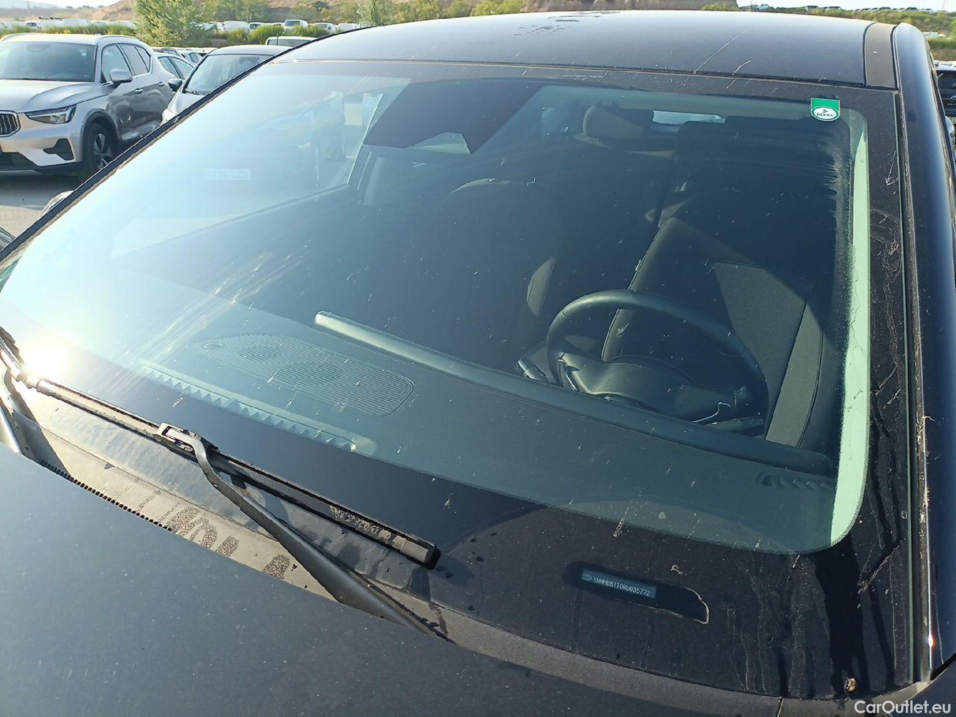  Hyundai  Konna HYUNDAI Kona / 2023 / 5P / todoterreno 1.6 GDI HEV Maxx DCT #3