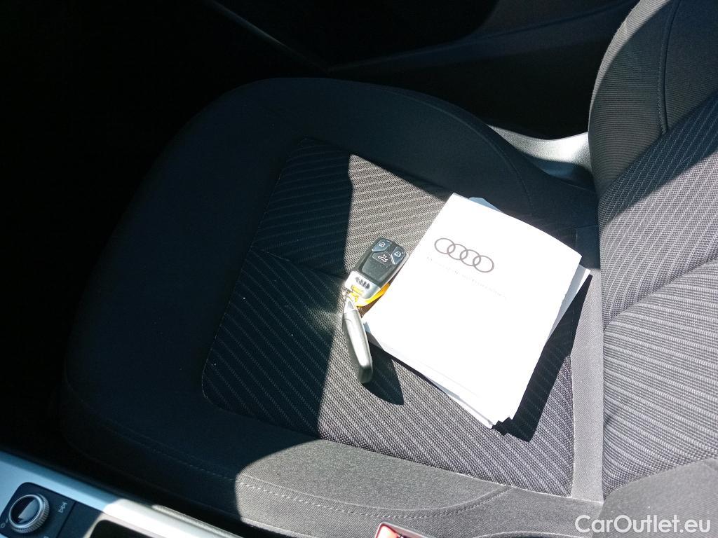  Audi  Q5 AUDI  / 2020 / 5P / todoterreno Advanced 35 TDI 120kW S tronic (AC2) #13