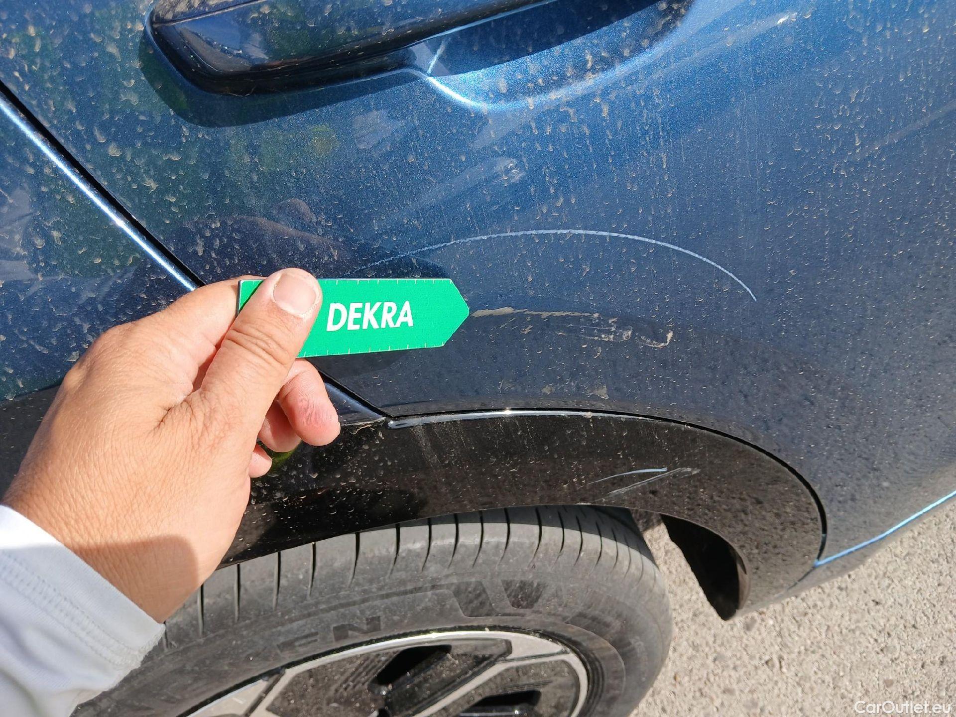  KIA  Niro KIA  / 2022 / 5P / crossover 1.6 GDi HEV 104kW (141CV) Drive #14