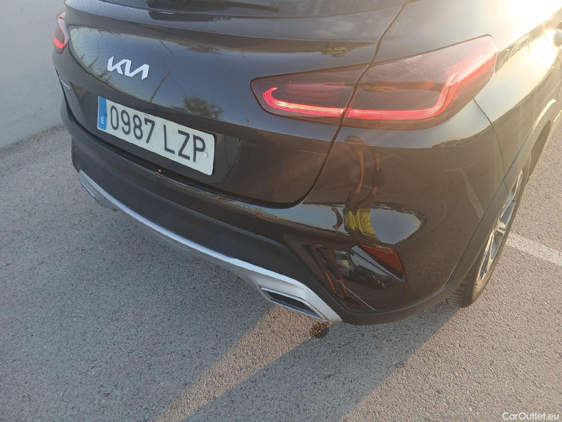  KIA  XCeed KIA  / 2019 / 5P / todoterreno 1.0 T-GDi Drive 88kW (120CV) #22
