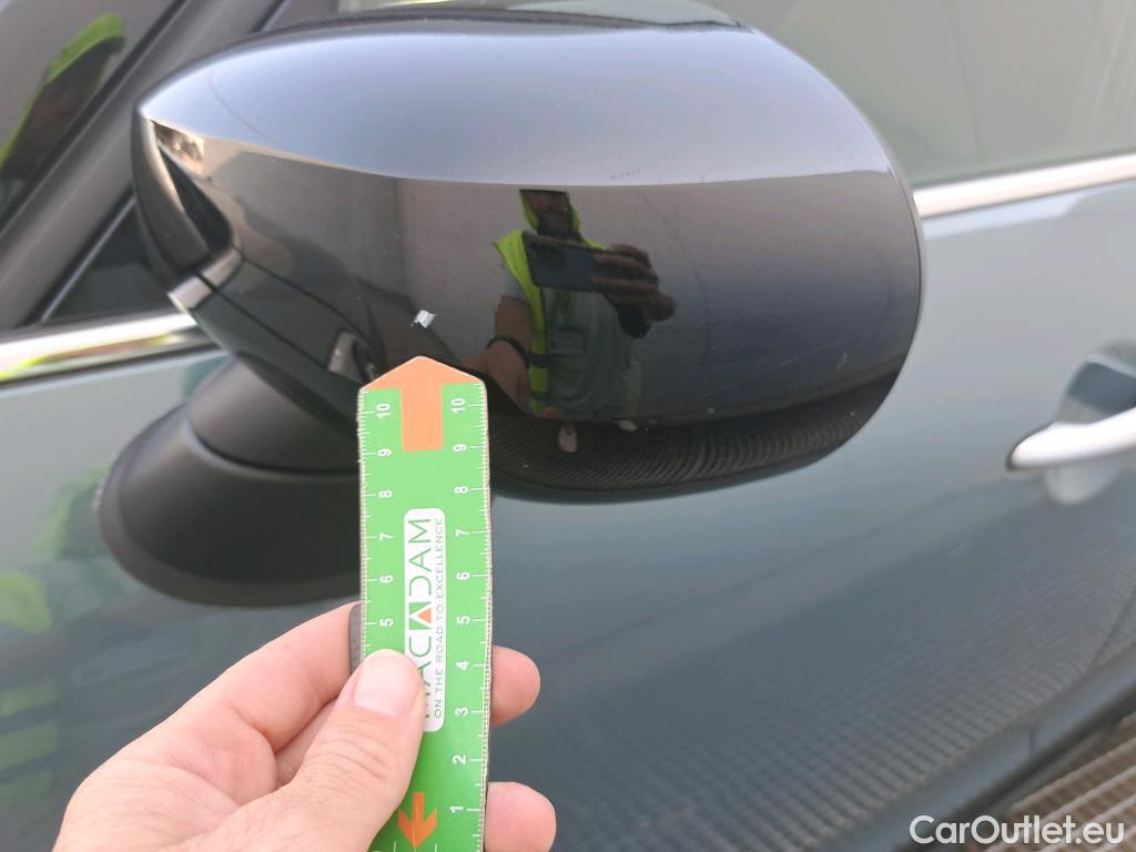  Mini  Countryman MINI  / 2020 / 5P / berlina con portón Cooper S E ALL4 #24